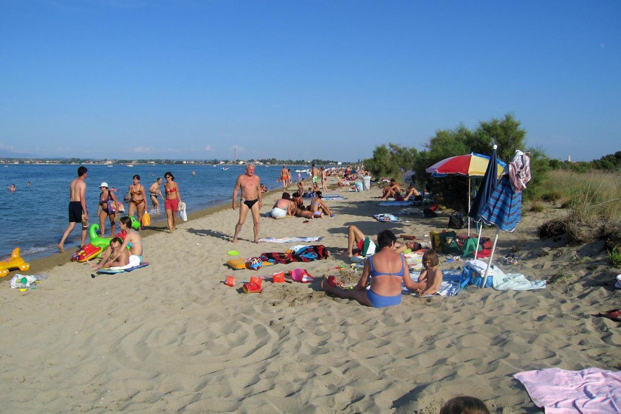 Apartments By The Sea Nin, Zadar - 12890 Ngoại thất bức ảnh